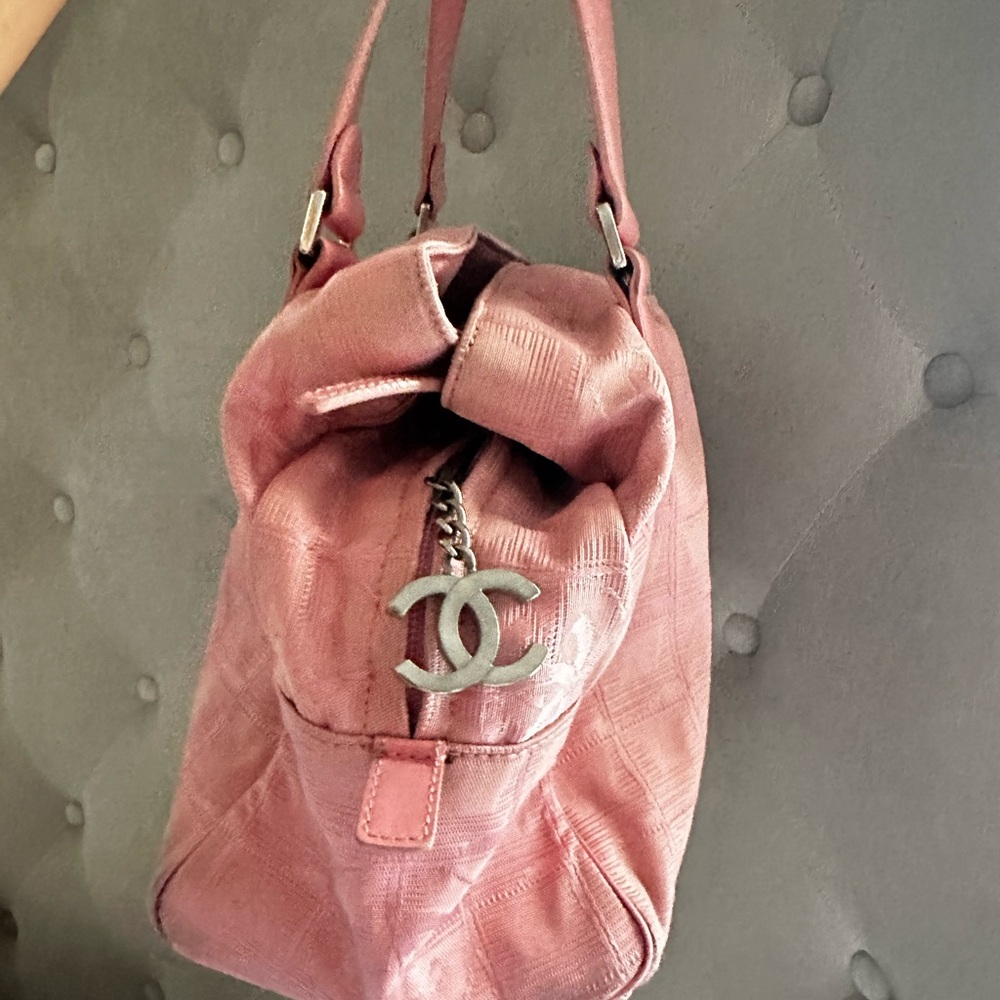 Chanel travel line handbag - Picture 2 of 11